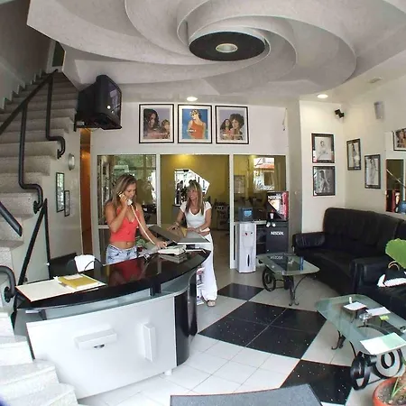 Perla Guest house